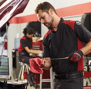 Service Center | Bommarito Toyota in Hazelwood MO