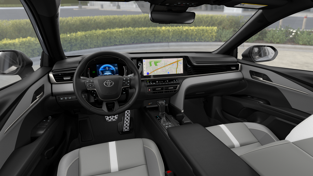 2027 Toyota Camry SE AWD