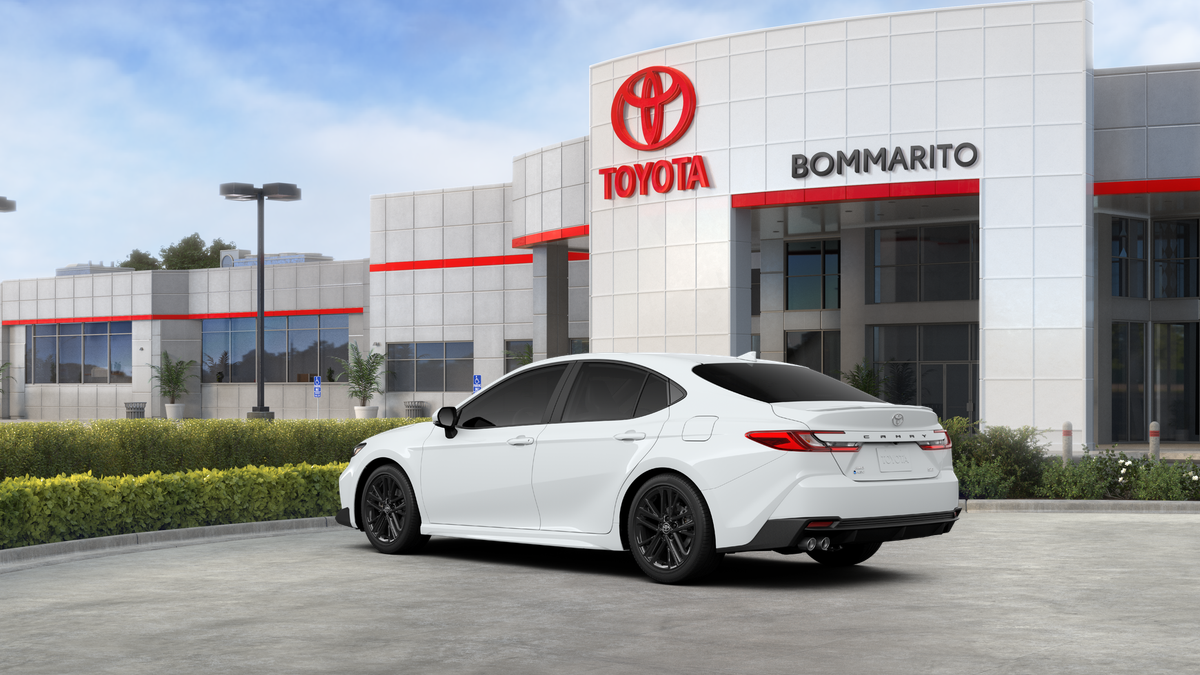 2027 Toyota Camry SE AWD