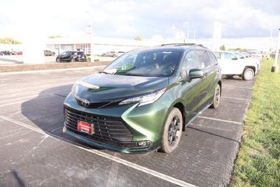 2026 Toyota Sienna Woodland Edition