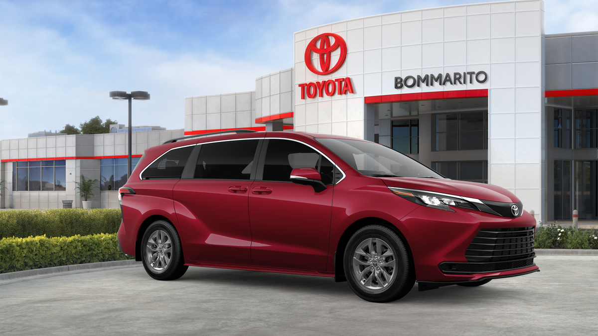 2026 Toyota Sienna LE