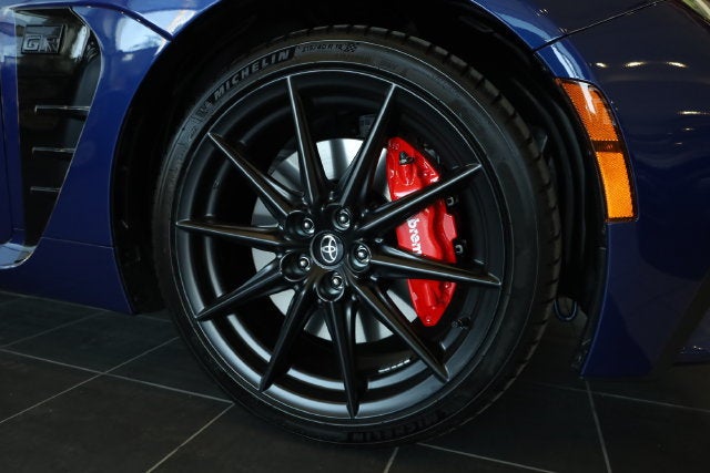 2026 Toyota GR86 Premium MT