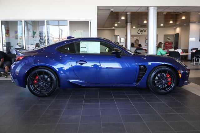 2026 Toyota GR86 Premium MT