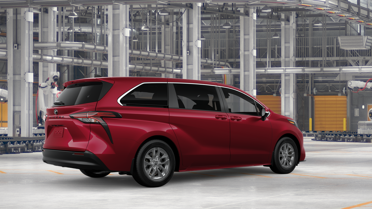2026 Toyota Sienna LE