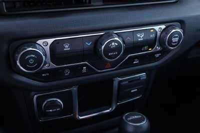 2024 Jeep Gladiator Sport