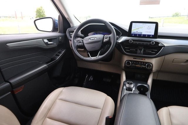 2022 Ford Escape Titanium