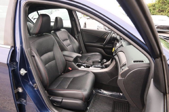 2017 Honda Accord Sedan Sport SE