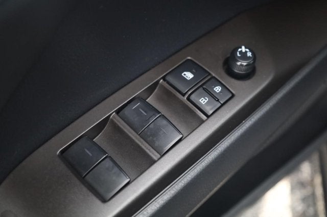 2023 Toyota Camry Hybrid SE CVT (Natl)