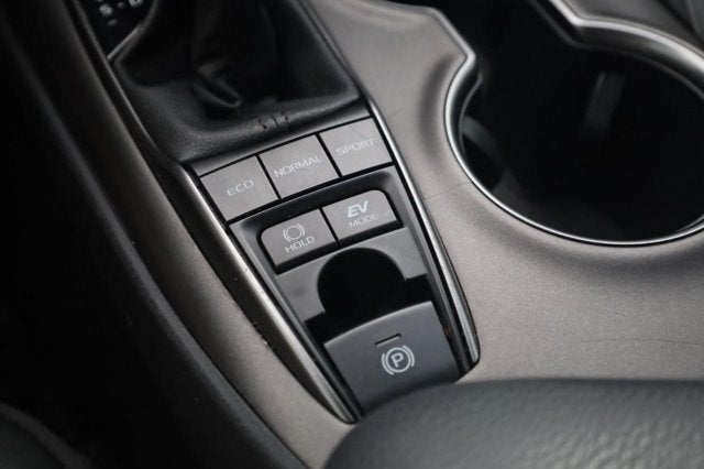 2023 Toyota Camry Hybrid SE CVT (Natl)