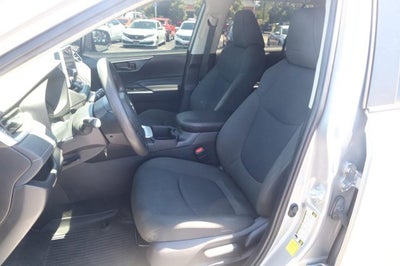 2023 Toyota RAV4 Hybrid LE