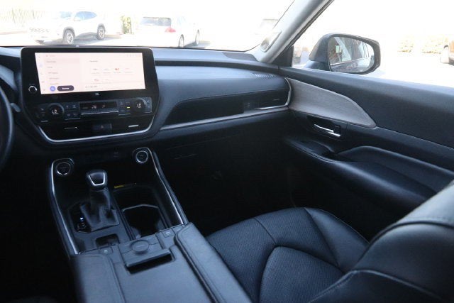 2025 Toyota Grand Highlander Hybrid Limited