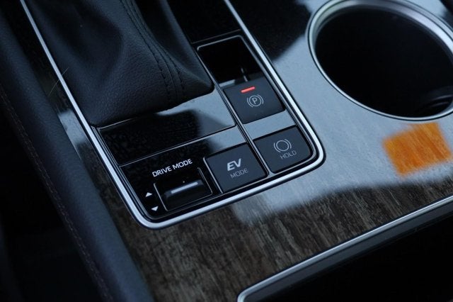 2025 Toyota Sienna Platinum