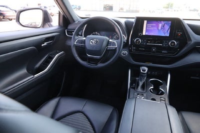 2023 Toyota Highlander XSE