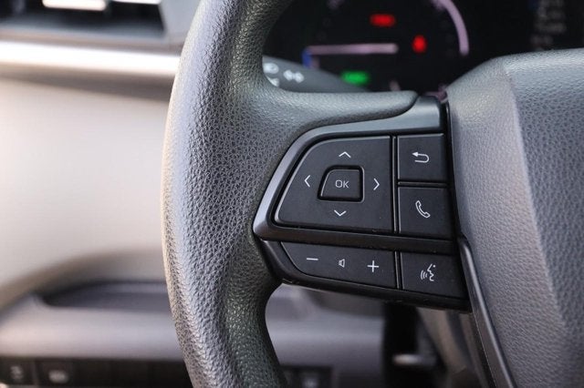 2024 Toyota Sienna LE