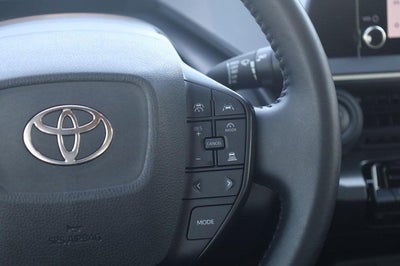 2025 Toyota Prius LE
