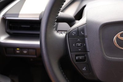 2025 Toyota Prius LE
