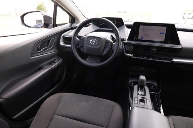 2025 Toyota Prius LE