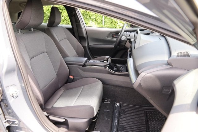 2025 Toyota Prius LE