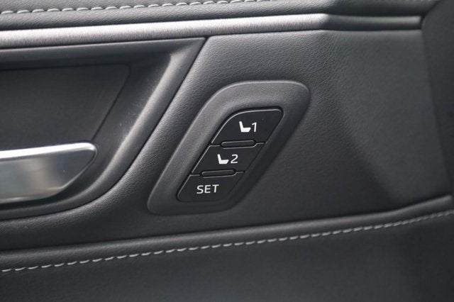 2022 Toyota Venza XLE