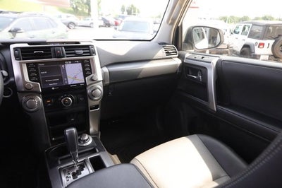 2022 Toyota 4Runner SR5 Premium