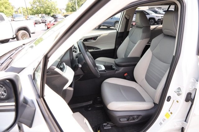2025 Toyota RAV4 Hybrid XLE Premium