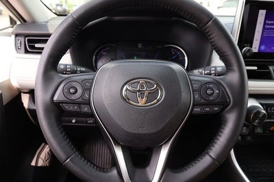 2025 Toyota RAV4 Hybrid XLE Premium