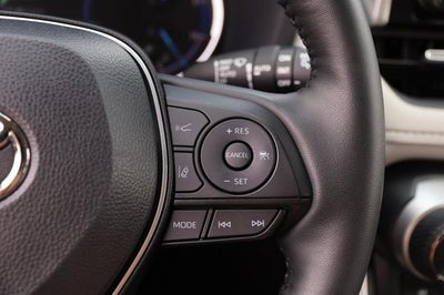 2025 Toyota RAV4 Hybrid XLE Premium
