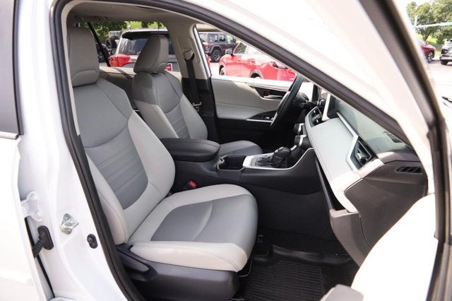 2025 Toyota RAV4 Hybrid XLE Premium