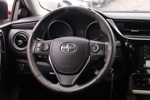 2016 Scion iM 5dr HB CVT