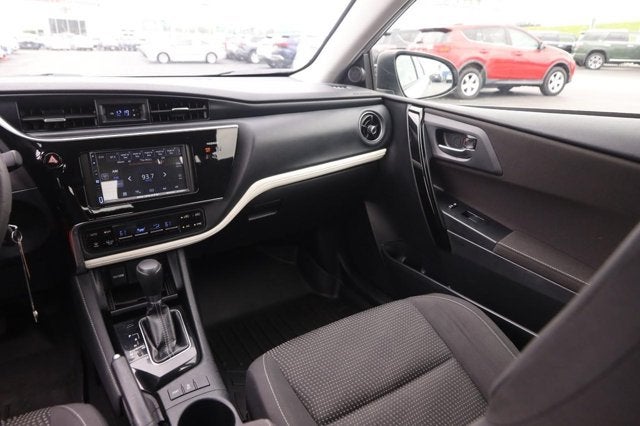 2016 Scion iM 5dr HB CVT