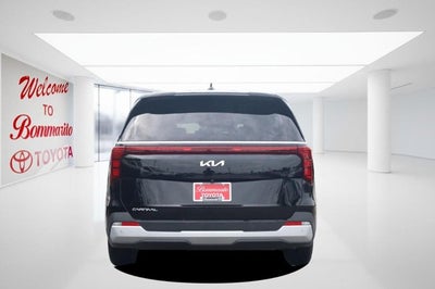 2025 Kia Carnival LXS