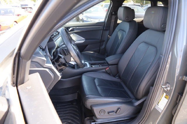 2022 Audi Q3 S line Premium