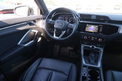 2022 Audi Q3 S line Premium