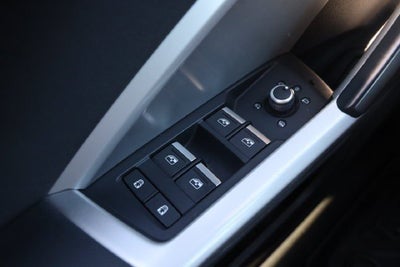 2022 Audi Q3 S line Premium
