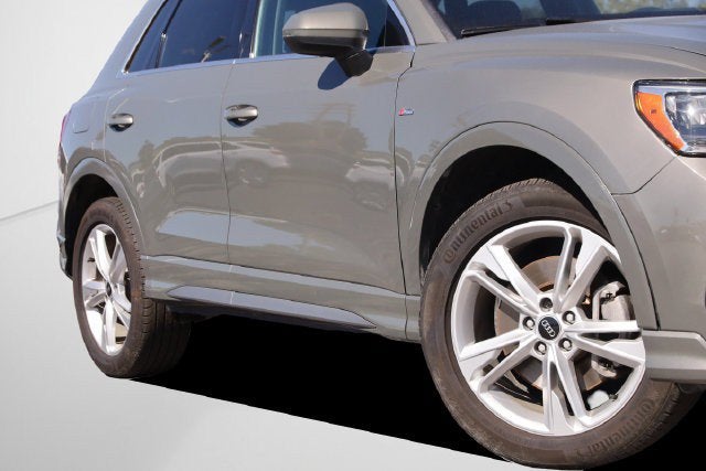 2022 Audi Q3 S line Premium