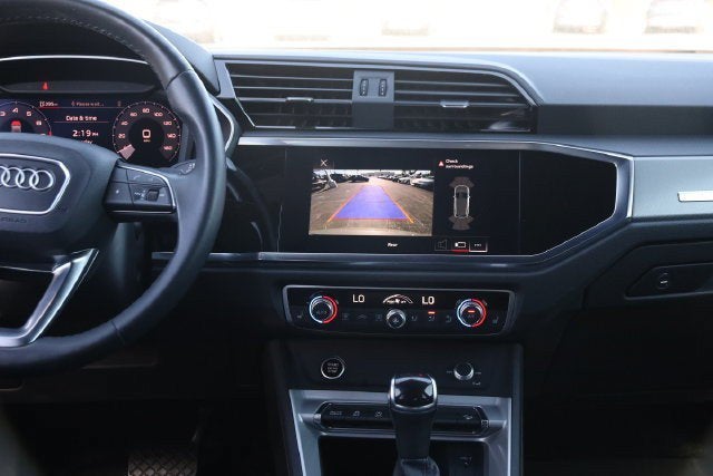 2022 Audi Q3 S line Premium