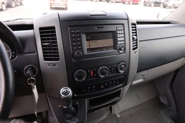 2015 Mercedes-Benz Sprinter Crew Vans 4WD 2500 144"