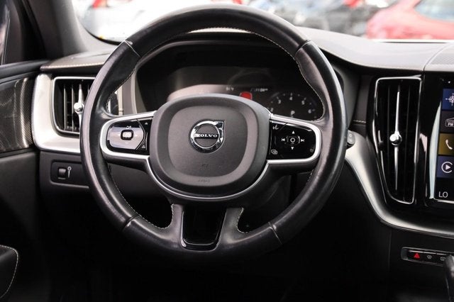 2021 Volvo XC60 R-Design