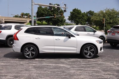 2021 Volvo XC60 R-Design